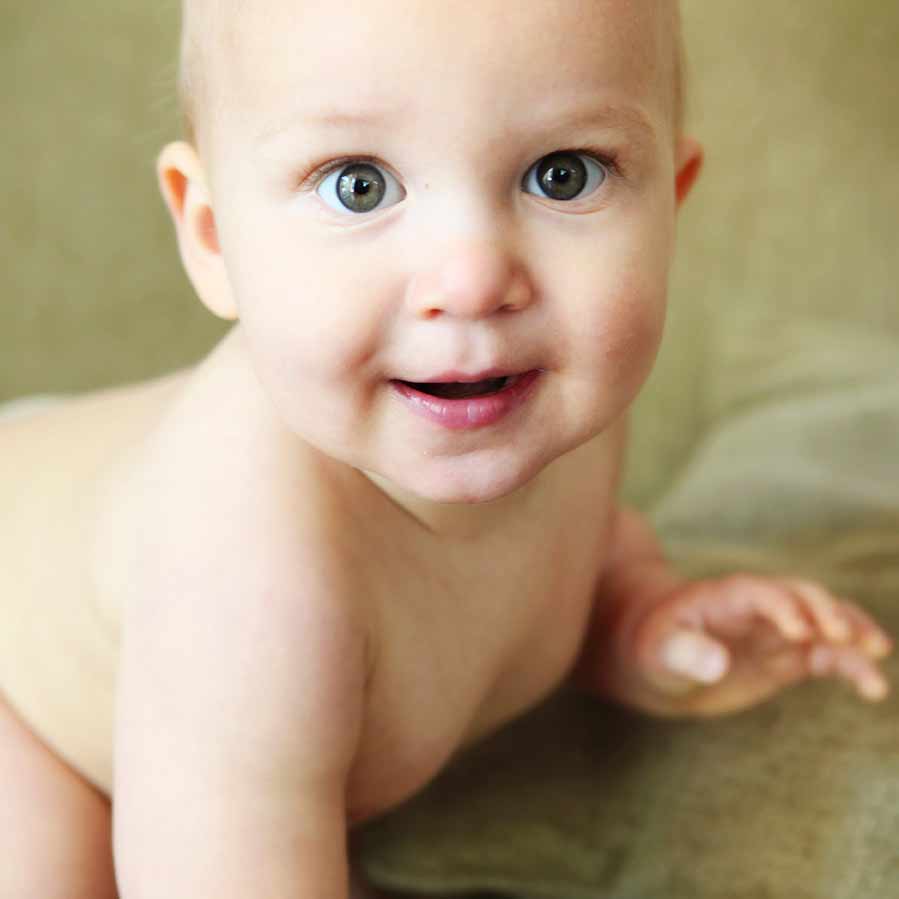 découvrez comment favoriser l'autonomie de votre bébé grâce à des conseils pratiques, des activités adaptées et des astuces pour accompagner son développement en toute sérénité.